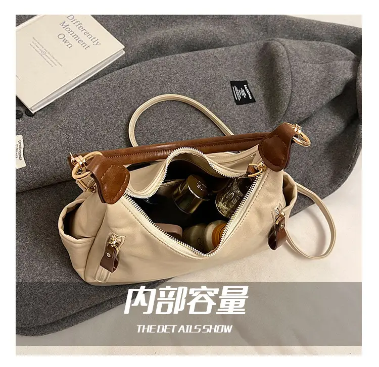 Women's Large Capacity Black Leather Tote Bag — feature 4