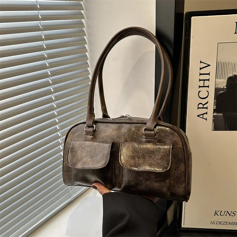 Vintage Brown Women's Shoulder Bag with 3 Pockets - Image 6