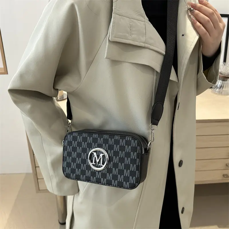 Vintage Printed Crossbody Bag with M Logo 2025 Spring New - Image 6