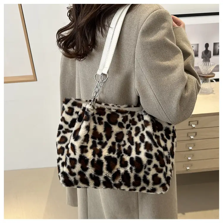 Leopard Print Plush Tote Bag for Women - Image 6