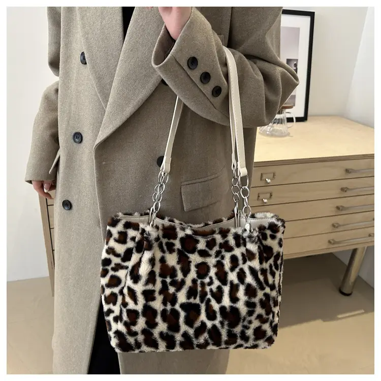 Leopard Print Plush Tote Bag for Women — feature 20