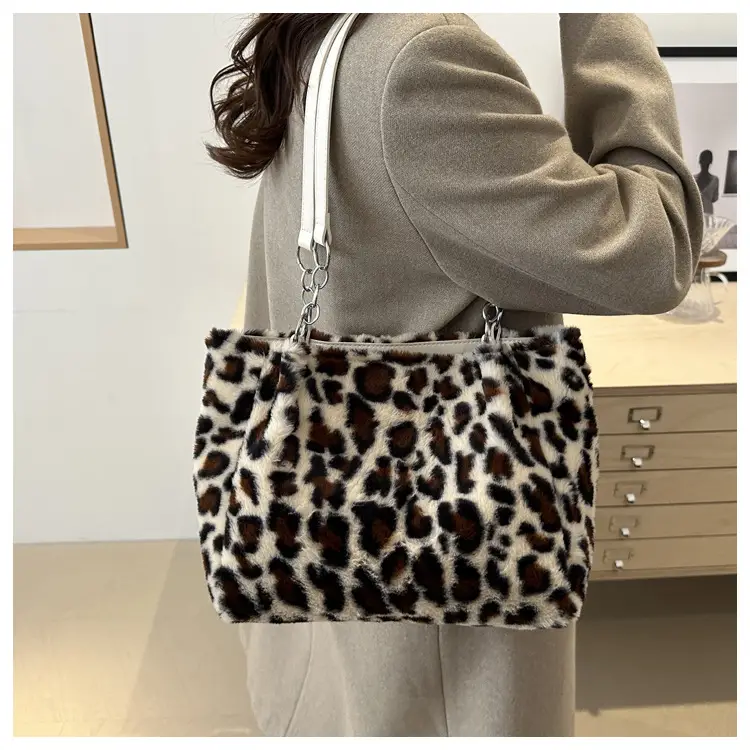 Leopard Print Plush Tote Bag for Women — feature 22
