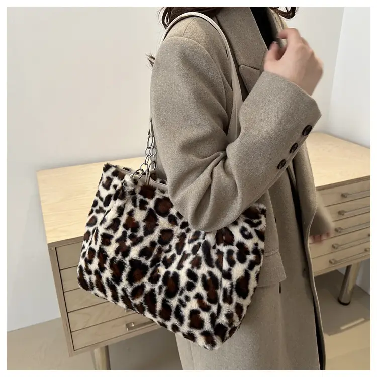Leopard Print Plush Tote Bag for Women — feature 24