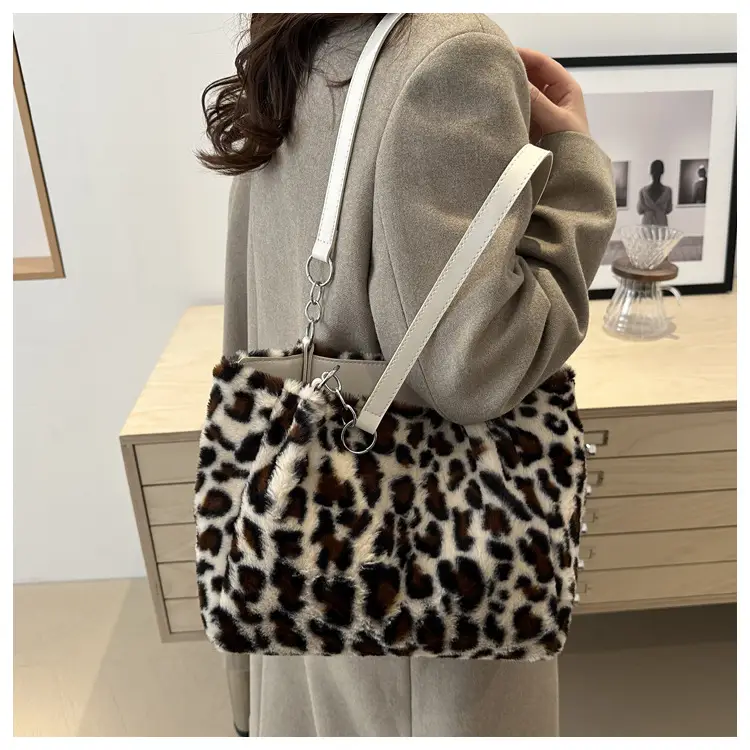 Leopard Print Plush Tote Bag for Women — feature 26