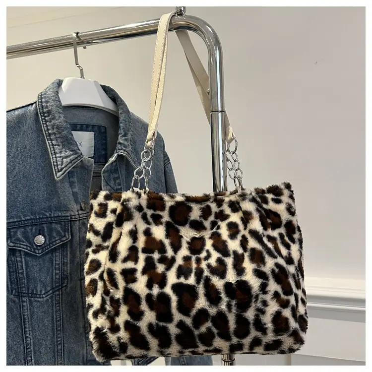 Leopard Print Plush Tote Bag for Women - Image 2