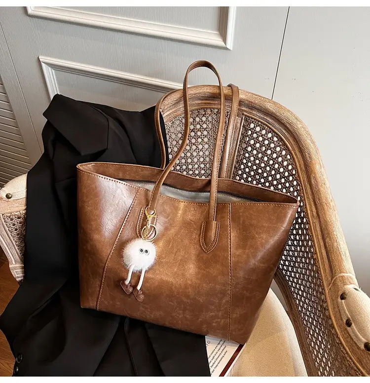 Retro Brown Leather Shoulder Bag for Women 2026 — feature 10