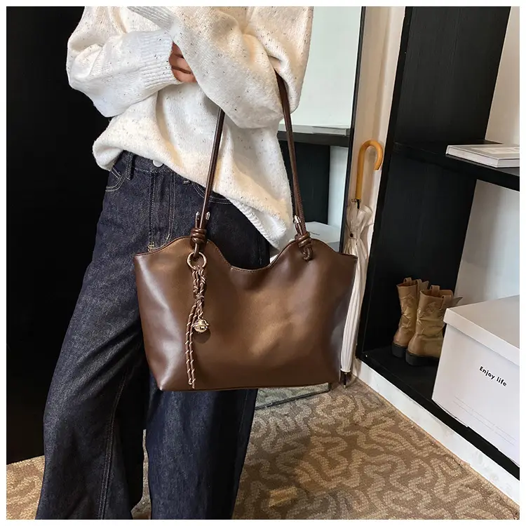 Black Crossbody Tote Bag Women 2025 New — feature 15