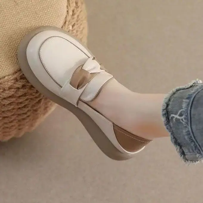 Pregnant Women's Green Slip-on Flat Shoes - Image 5