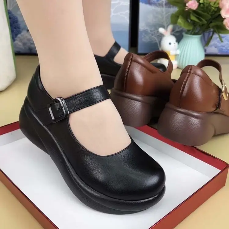 2025 New Vintage Casual Platform Platform Women's Shoes Round Toe Shallow Soft Sole Shoes Mom Wedge Working Shoes - Image 3