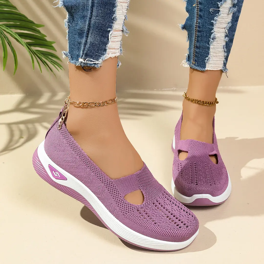Shoes Women's Summer New Casual Women's Shoes Soft Sole Breathable Fashion Mother Shoes Old Beijing Cloth Shoes Factory Daifa - Image 2
