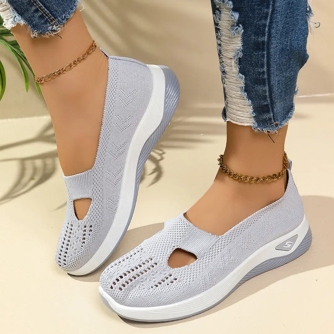 Shoes Women's Summer New Casual Women's Shoes Soft Sole Breathable Fashion Mother Shoes Old Beijing Cloth Shoes Factory Daifa - Image 3