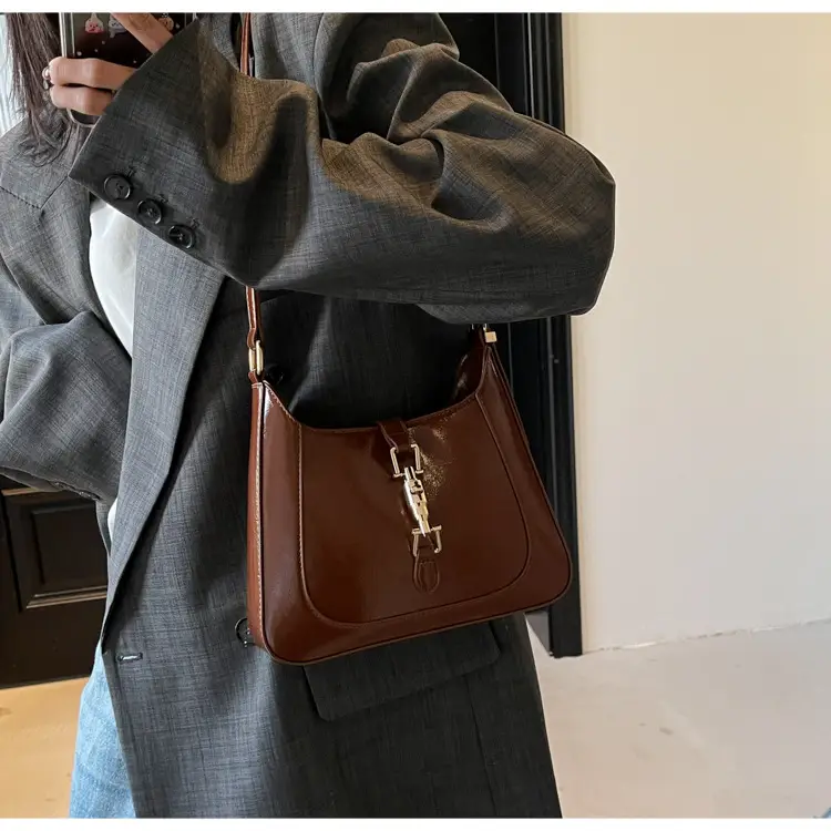 Women's Brown Leather Shoulder Bag 2025 Spring New — feature 18