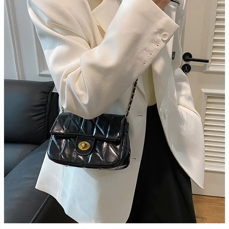 Women Rhombic Chain Shoulder Bag Red 2024 Winter — feature 15