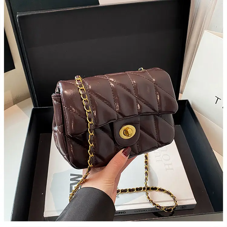 Women Rhombic Chain Shoulder Bag Red 2024 Winter - Image 2