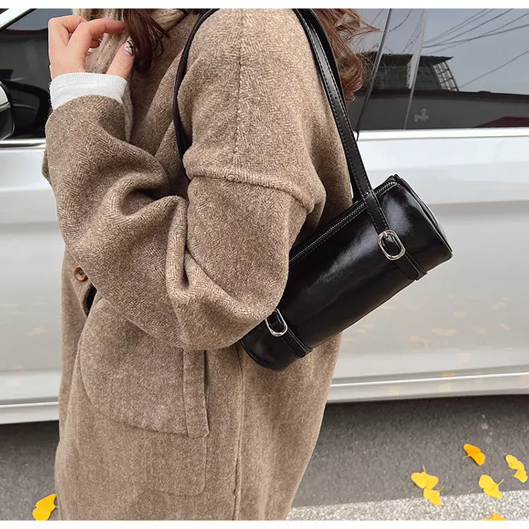 Red Korean-Style Round Shoulder Bag 2026 — feature 25
