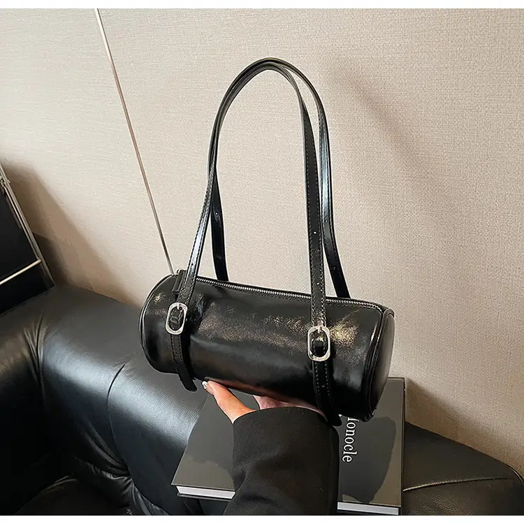Red Korean-Style Round Shoulder Bag 2026 — feature 31