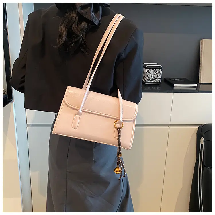 Pink High-End Shoulder Bag for Women 2025 — feature 30