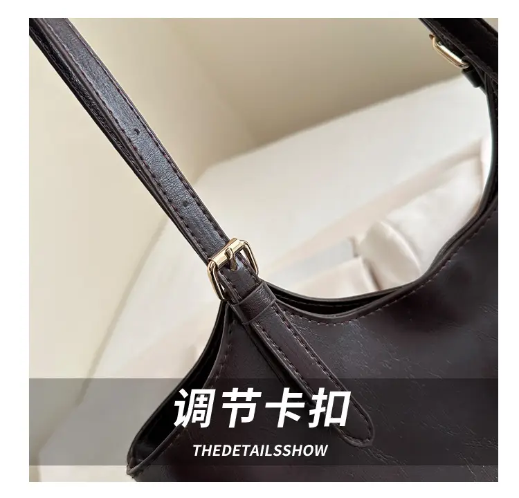 Large Capacity Women's Black Leather Shoulder Bag 2026 — feature 5