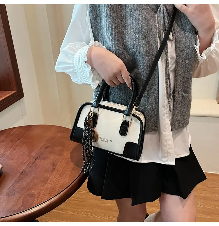 2026 Women's Trendy High-End Shoulder Crossbody Bag — feature 13