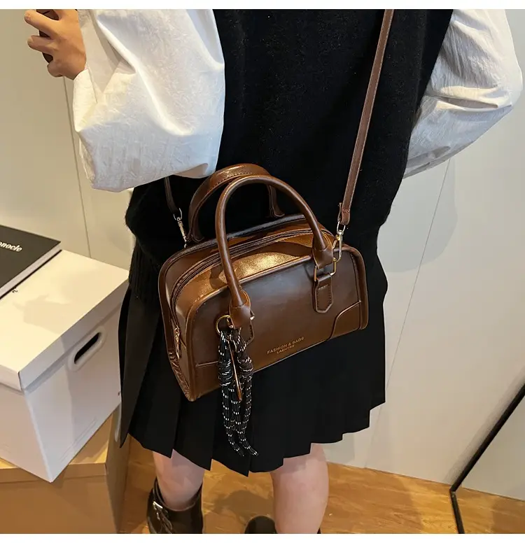 2026 Women's Trendy High-End Shoulder Crossbody Bag — feature 19