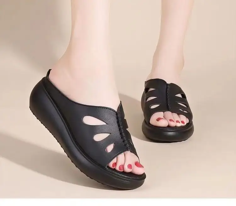 Mother Slippers Women's 2025 Summer New Mid-heel Outer Wear Hollow-out Women's Slippers Middle-aged Women's Wedge Slippers — feature 12