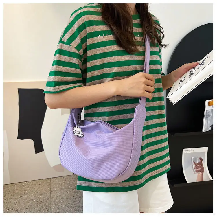 White Satchel Shoulder Bag with Chain Strap — feature 19