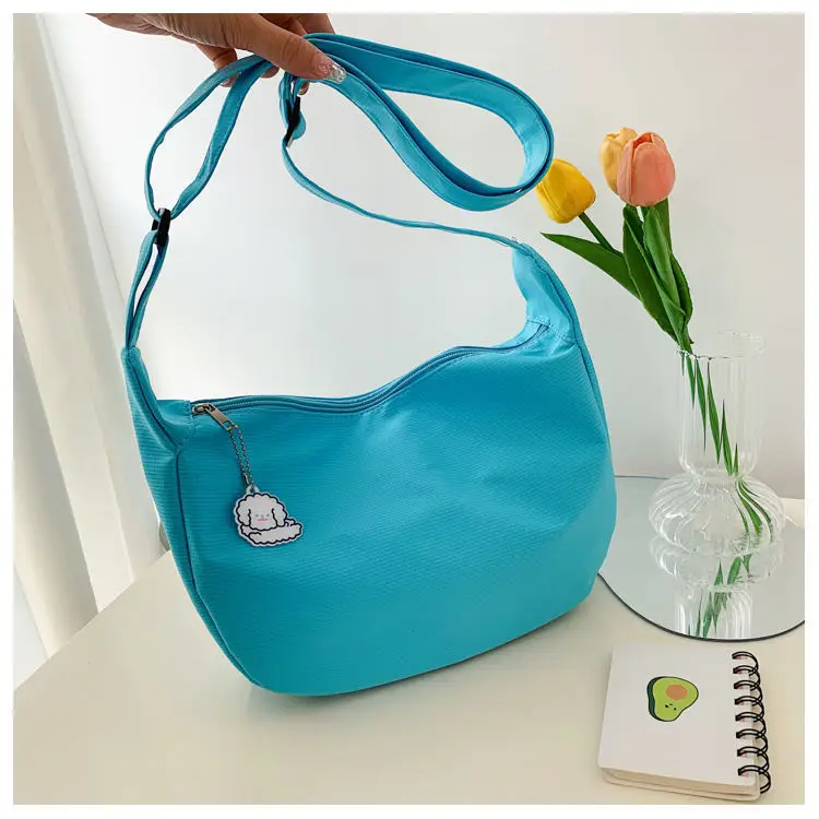 White Satchel Shoulder Bag with Chain Strap — feature 31