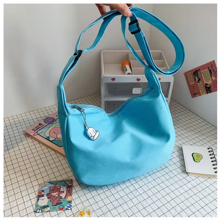 White Satchel Shoulder Bag with Chain Strap — feature 36