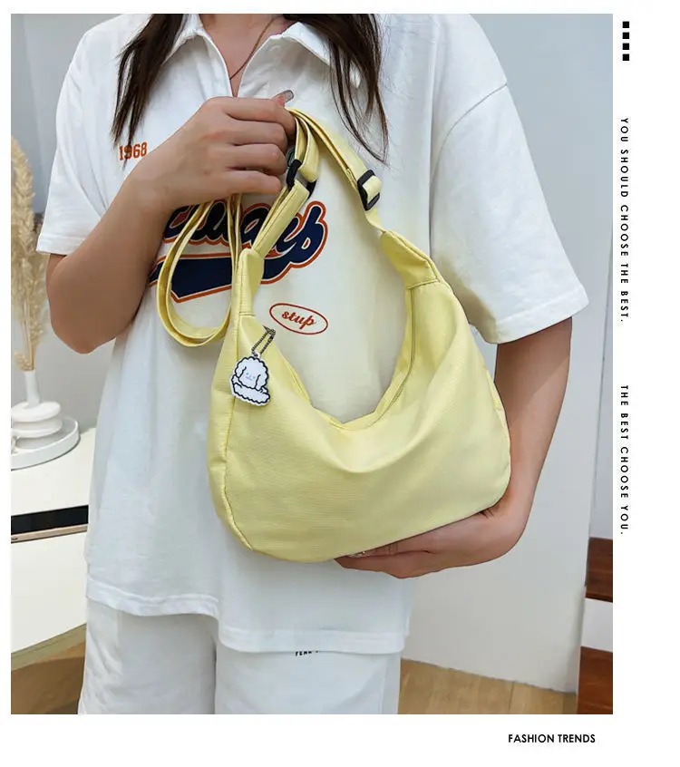 White Satchel Shoulder Bag with Chain Strap — feature 40