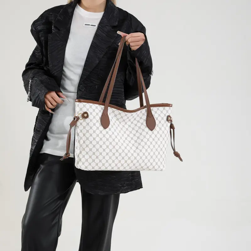 Women's Printed Shoulder Bag Large Capacity Brown White - Image 6