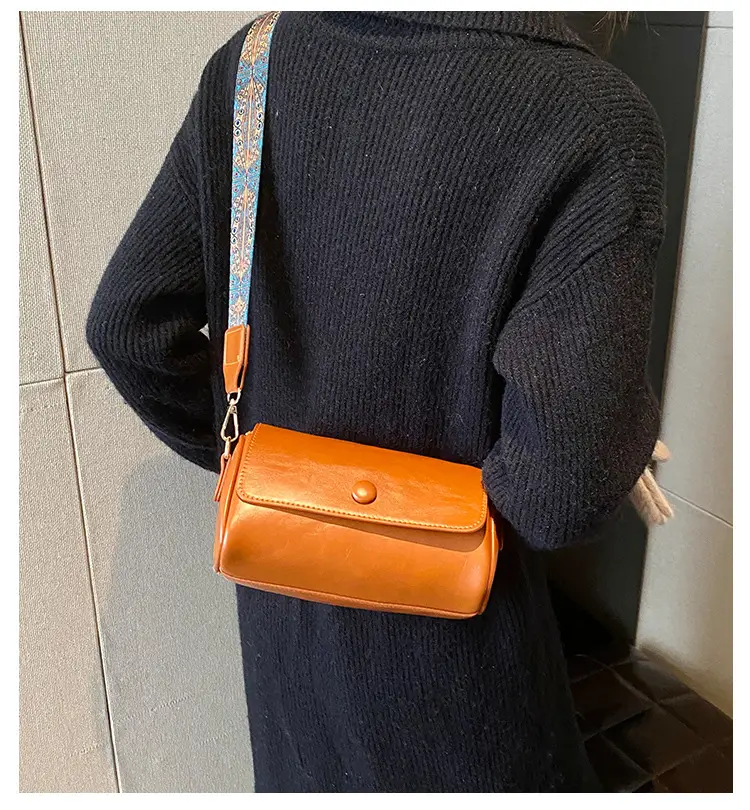 Women's Brown Leather Crossbody Bag with Wide Strap — feature 1