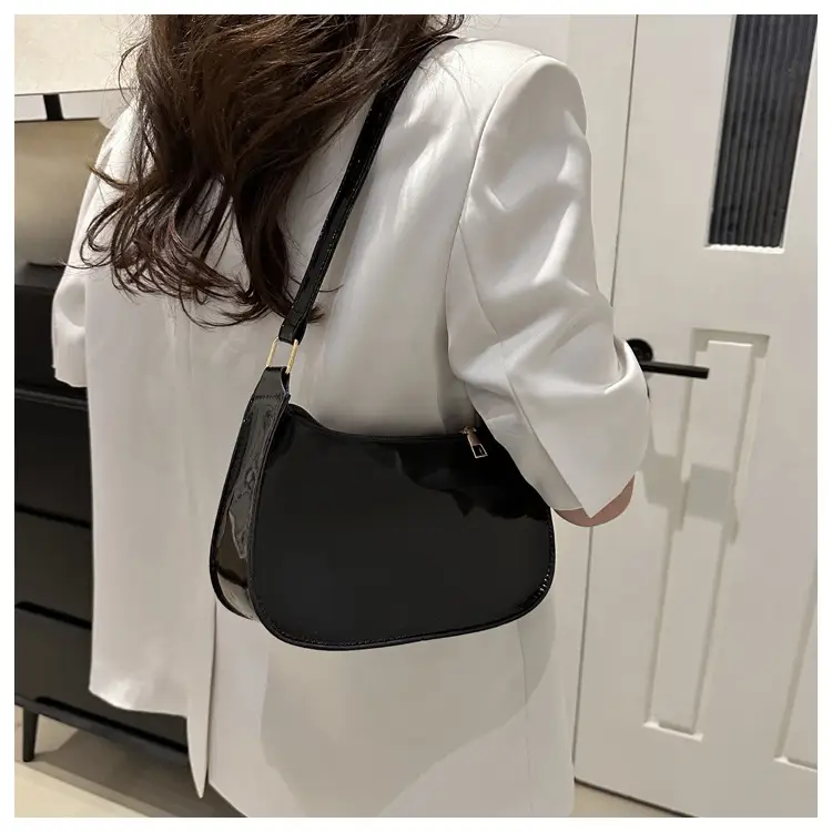 Black Korean Style Shoulder Bag for Women 2024 — feature 21