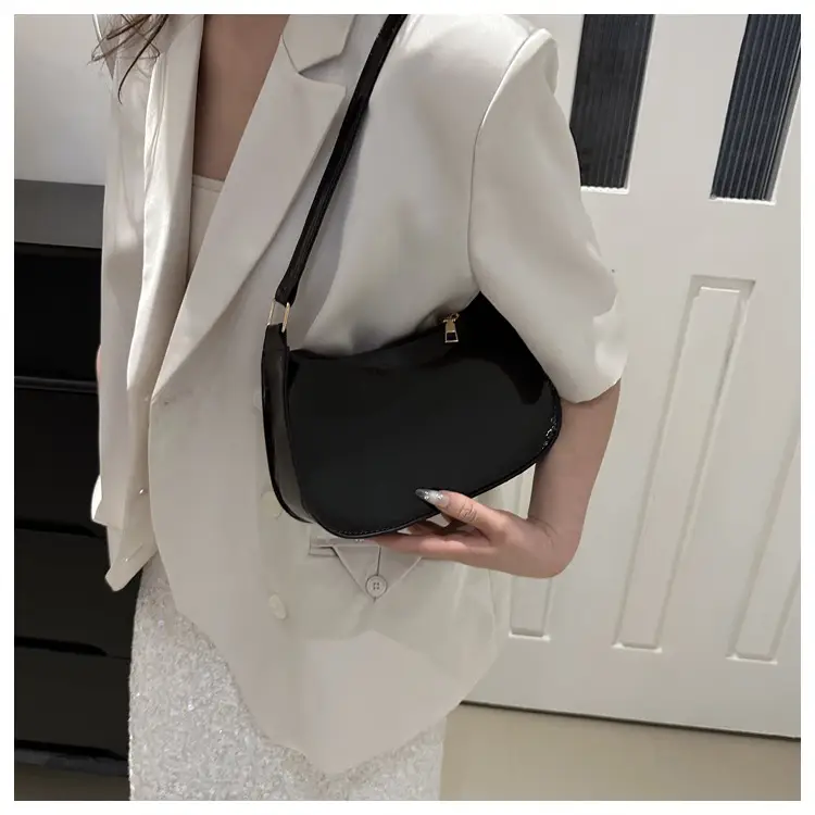 Black Korean Style Shoulder Bag for Women 2024 — feature 23