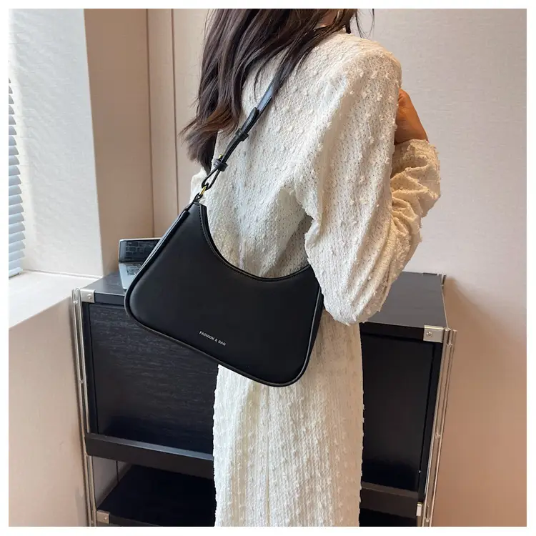 White Underarm Bag Women 2025 New Niche Design — feature 19