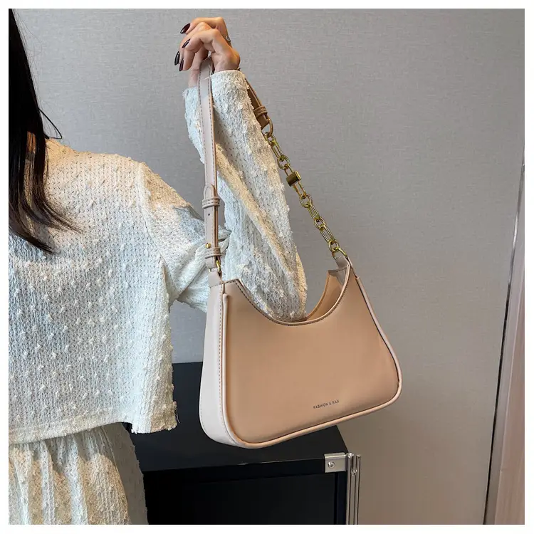 White Underarm Bag Women 2025 New Niche Design — feature 24