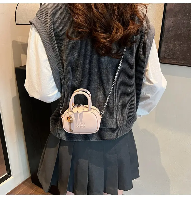 Textured Mini Chain Shoulder Bag Women Black — feature 16