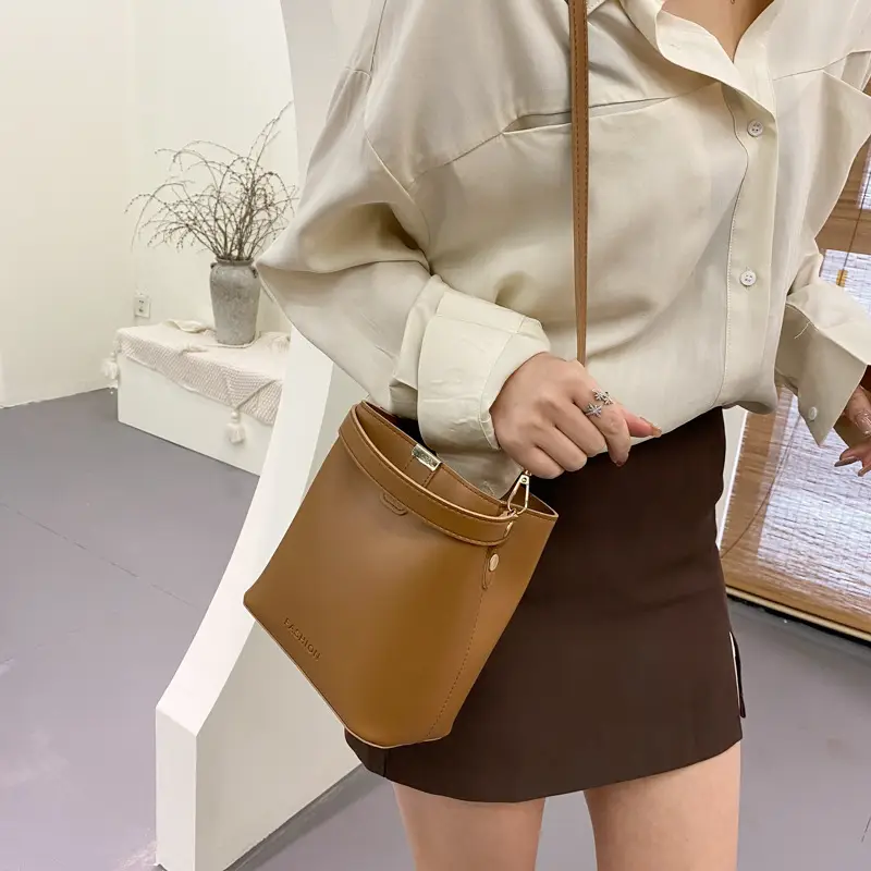 Women's White Korean Style Crossbody Bag 2021 - Image 7