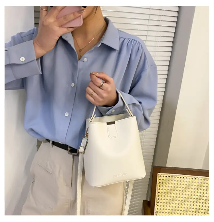 Women's White Korean Style Crossbody Bag 2021 — feature 14