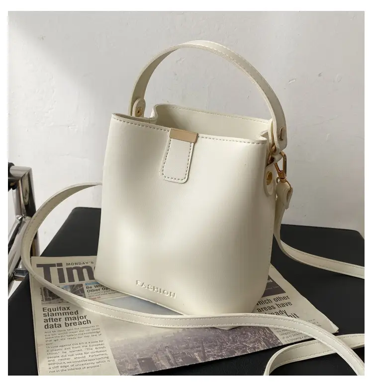 Women's White Korean Style Crossbody Bag 2021 — feature 17