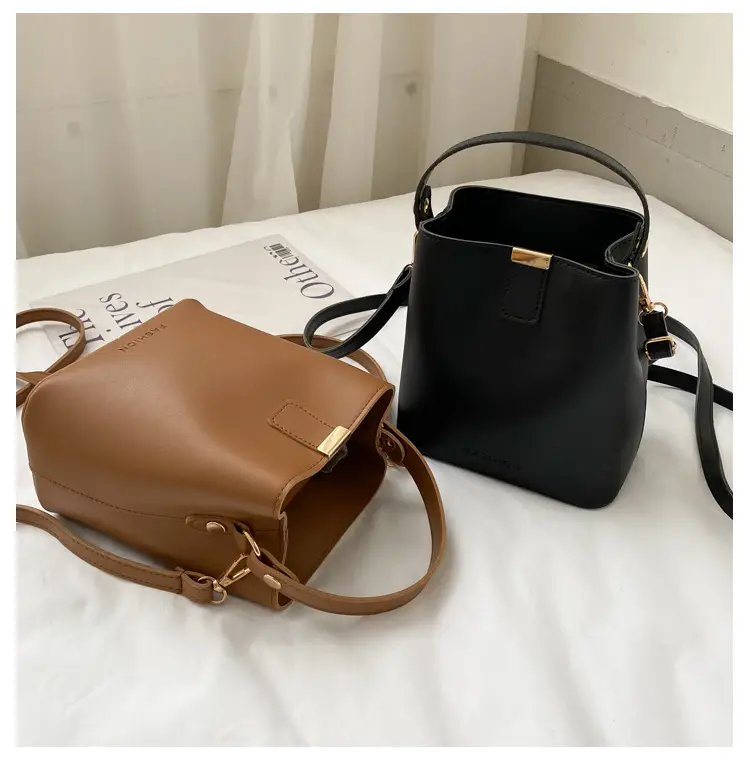 Women's White Korean Style Crossbody Bag 2021 — feature 28