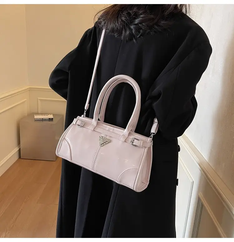 Red Crossbody Shoulder Bag for Women 2025 — feature 17