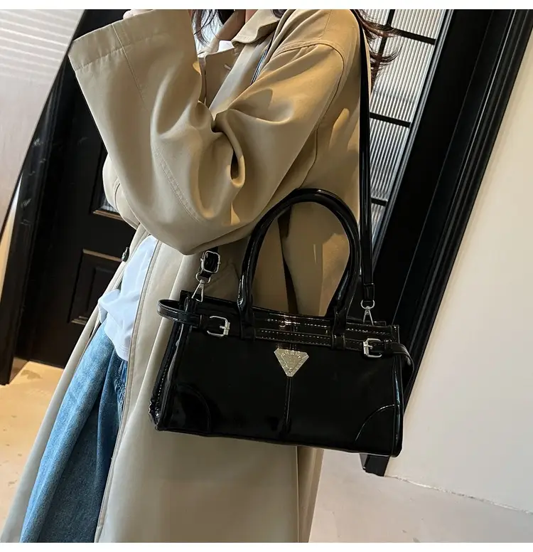 Red Crossbody Shoulder Bag for Women 2025 — feature 20