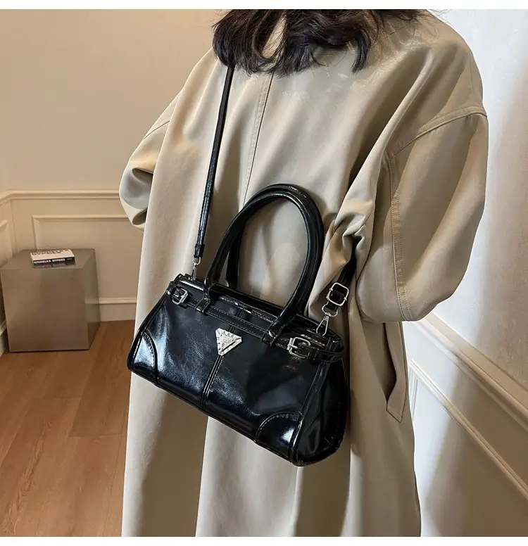 Red Crossbody Shoulder Bag for Women 2025 — feature 22