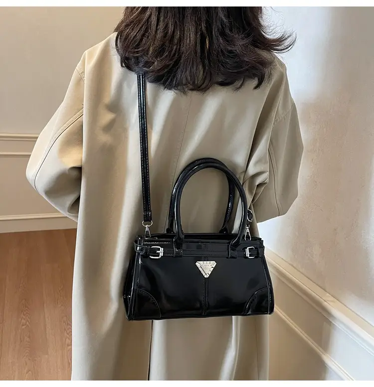 Red Crossbody Shoulder Bag for Women 2025 — feature 23