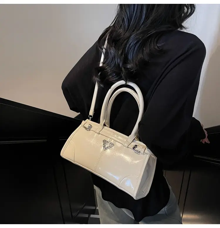 Red Crossbody Shoulder Bag for Women 2025 — feature 26