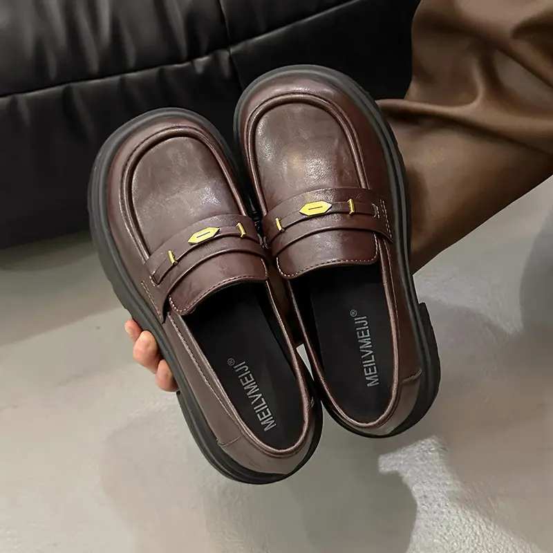 Vintage Academy Style Thick Bottom Gold Coin Loafers Women's 2025 Spring New Jk Small Leather Shoes British Style Big Head Single-layer Shoes - Image 2