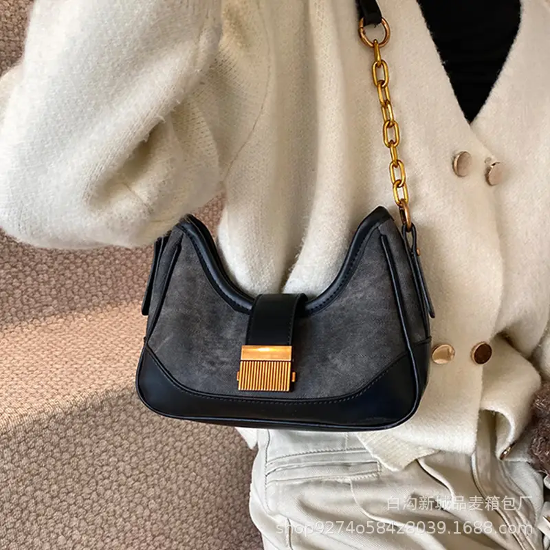 Retro Underarm Bag 2026 New Autumn Winter Crossbody Chain Lock