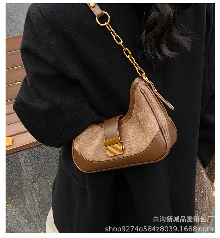 Retro Underarm Bag 2026 New Autumn Winter Crossbody Chain Lock — feature 1