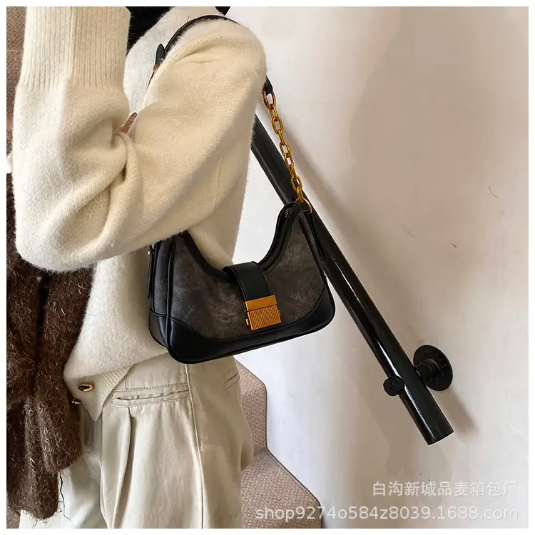 Retro Underarm Bag 2026 New Autumn Winter Crossbody Chain Lock — feature 16