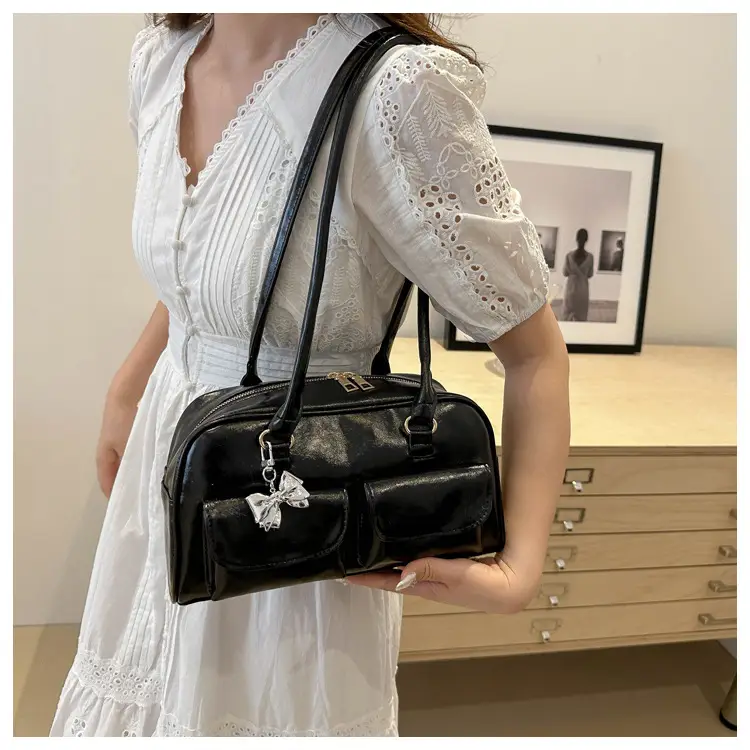 White American Retro Hand Bowling Bag 2025 — feature 23